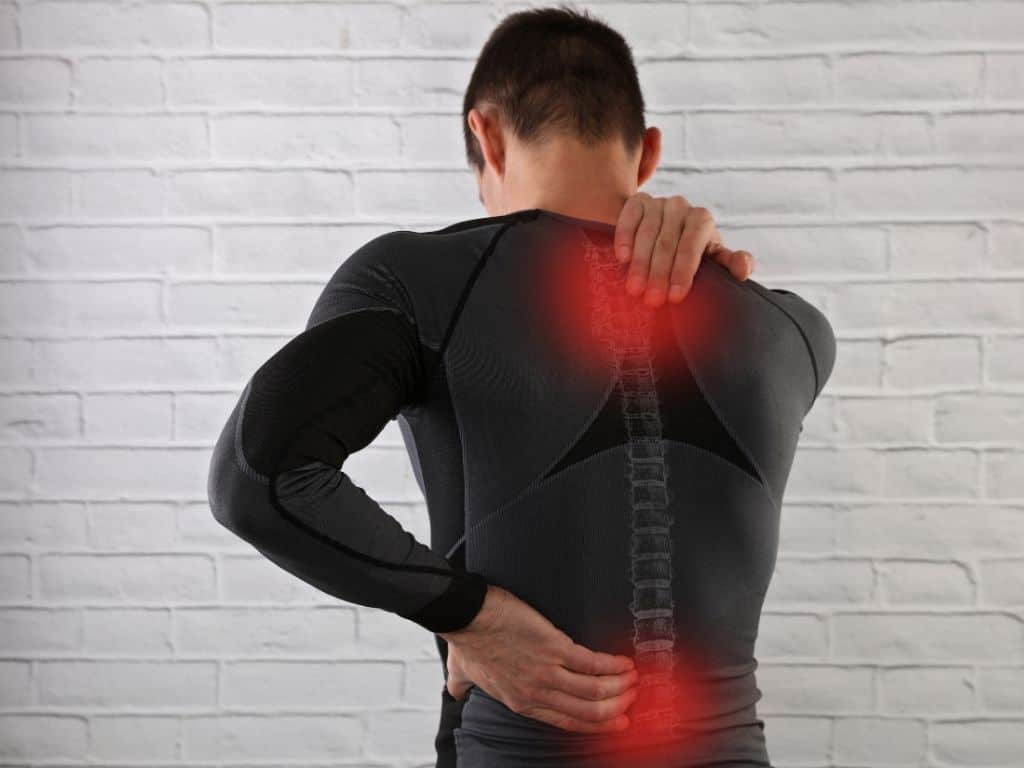 Controlar o stress para reduzir dor no pescoço e nas costas