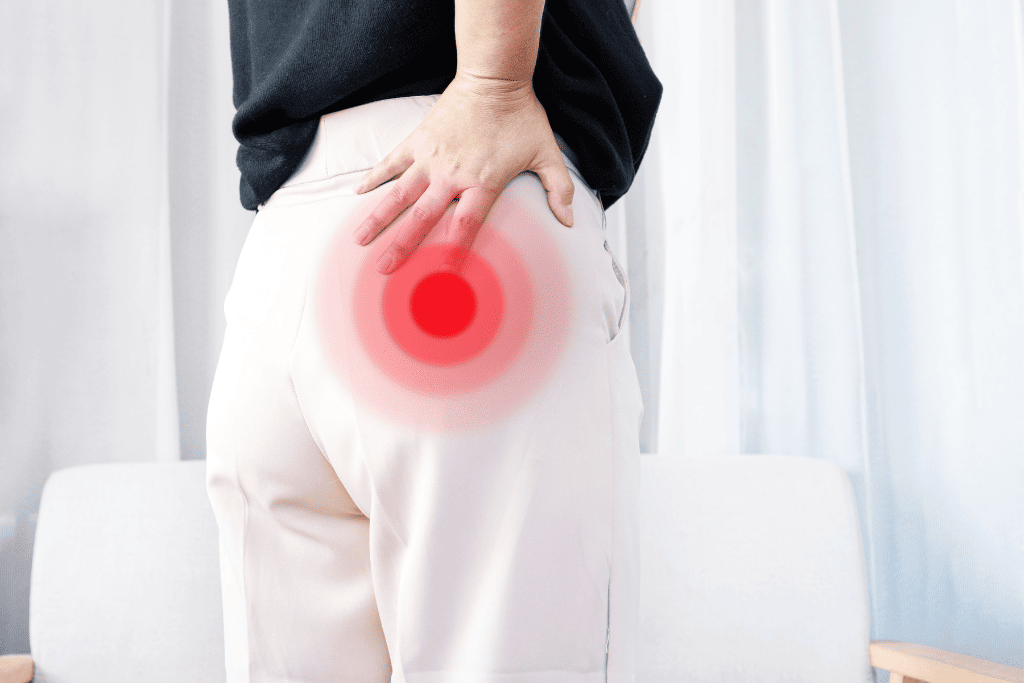 Quais são as causas da dor nas nádegas que irradia para a perna?