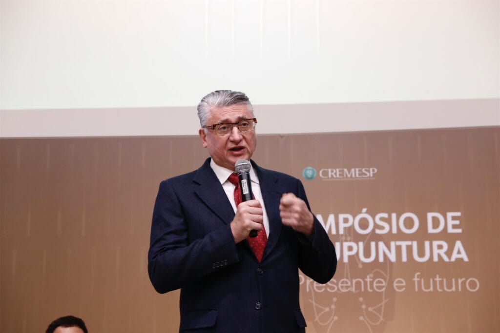 angelo vattimo presidente cremesp