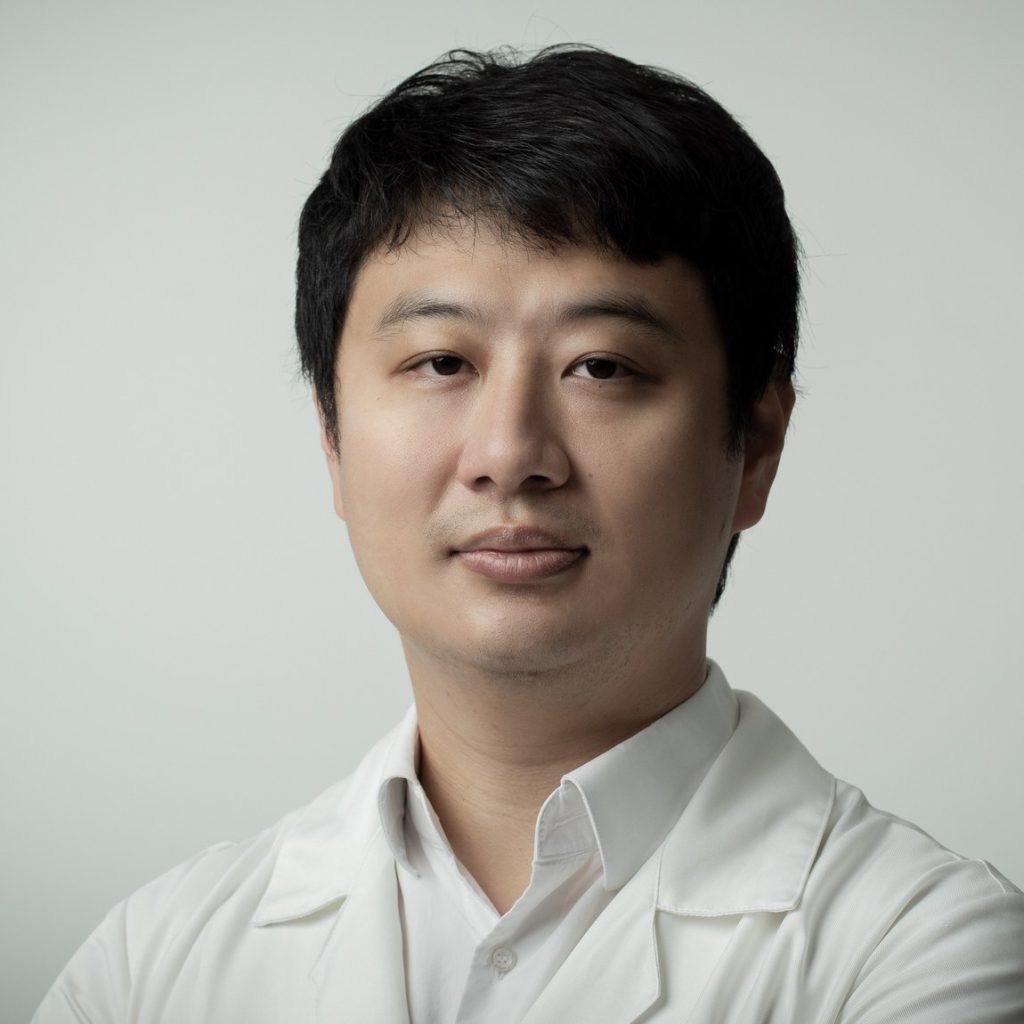 Retrato de Dr. Marcus Yu Bin Pai
