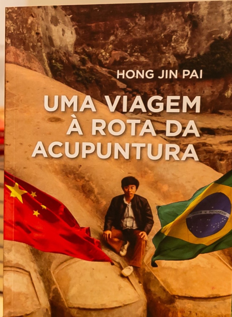 Capa: Uma viagem à rota da acupuntura